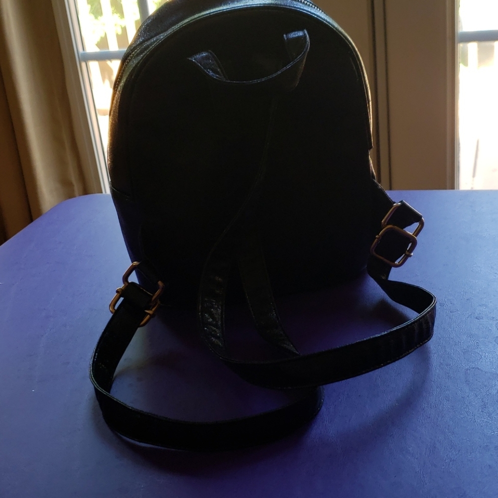 Cute backpack - Picture 2 of 2